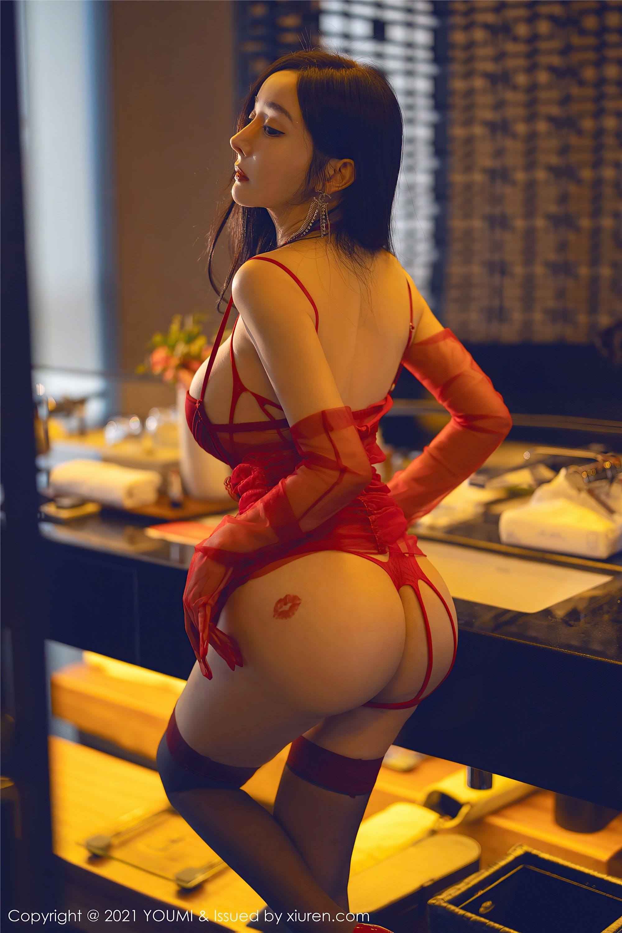 YouMi 尤蜜荟 2021.10.29 Vol.711 允爾